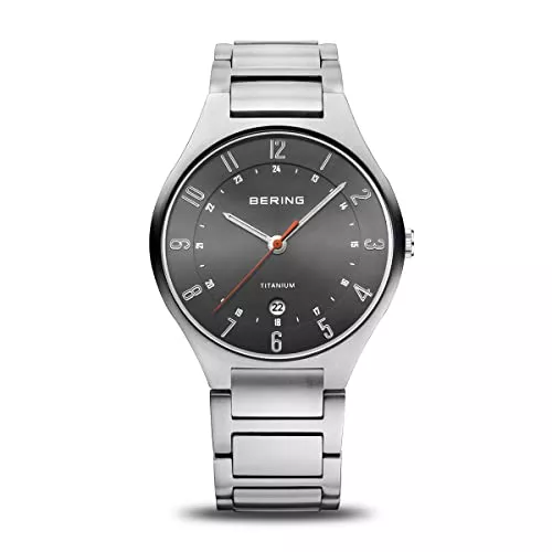 BERING Uhren Bering Herren Quarz Uhr | Armbanduhr 39 mm Titangehäuse und Sunray Zifferblatt | Titanband mit Titanelementen | 5 ATM | 11739